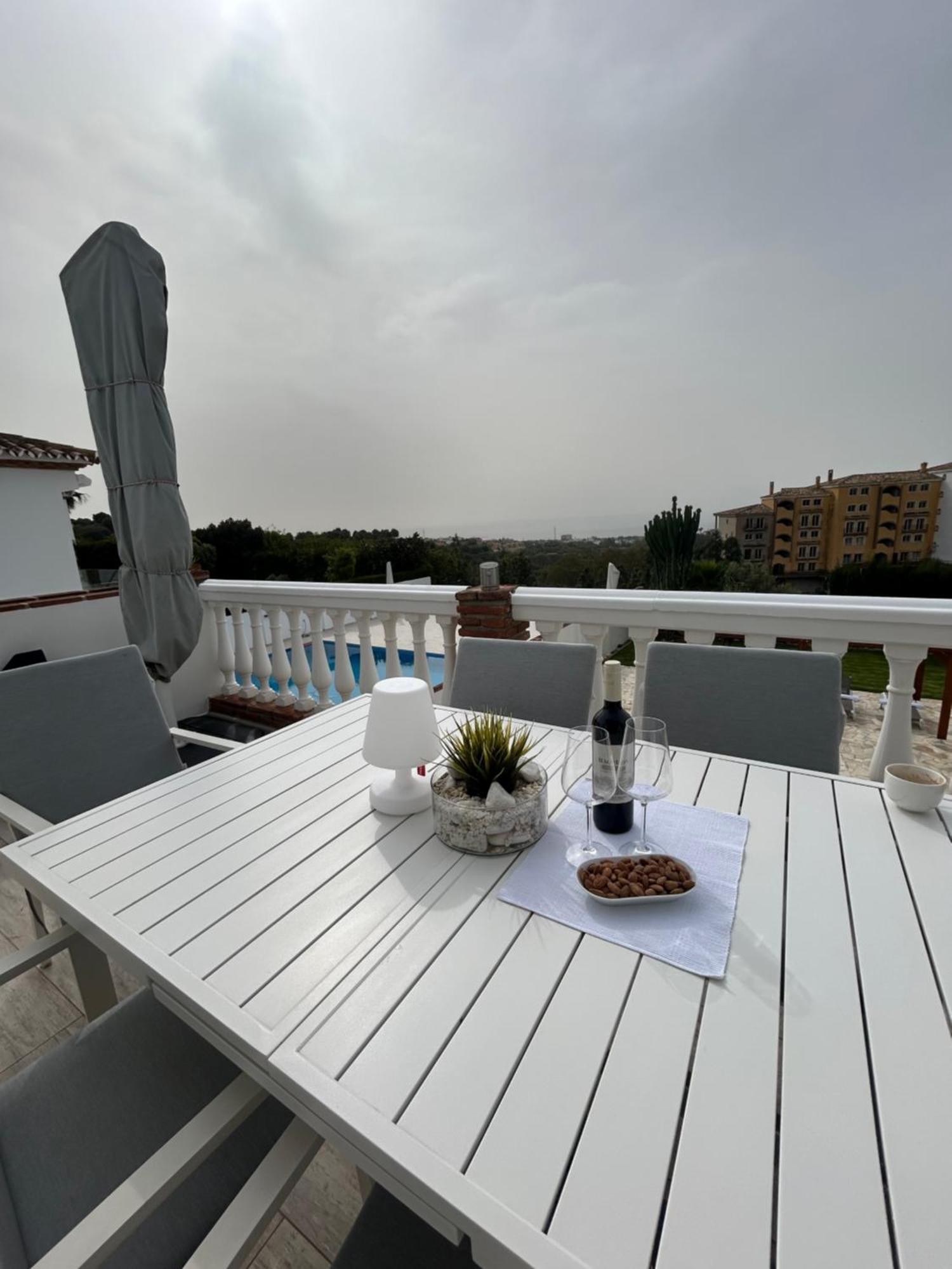Villa Calahonda - Михас Екстериор снимка